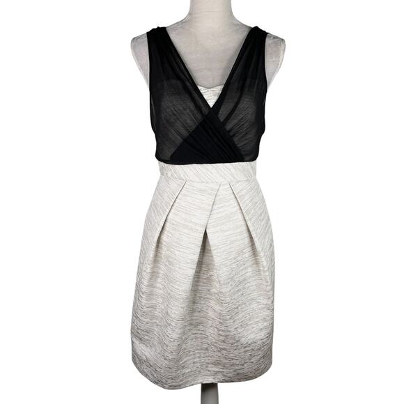 Max and Cleo Cocktail Dress Cream Black Sheer Overlay 8 Sleeveless - Picture 1 of 16